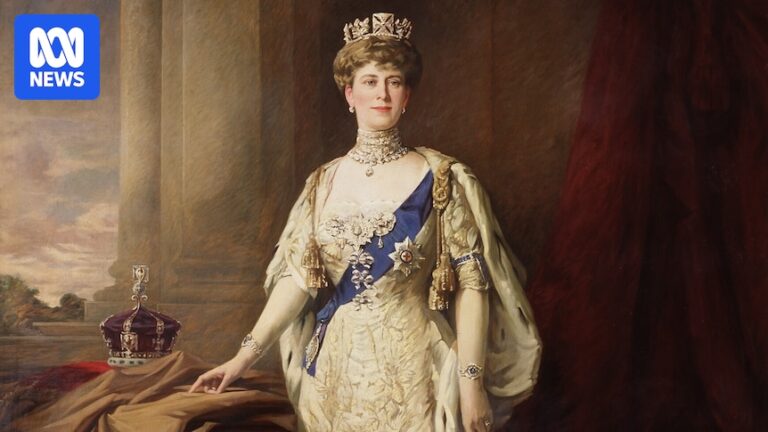 King Charles's great grandmother collected beautiful things. Did she bully people