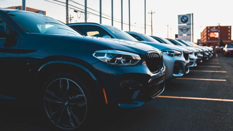 Luxury buyers may care less about new tech and more about whether it actually works Luxury buyers may care less about new tech and more