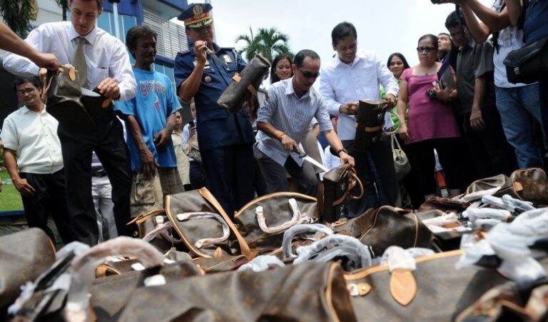Unboxing Counterfeit Luxury Goods in International Trade Unboxing Counterfeit Luxury Goods in International Trade