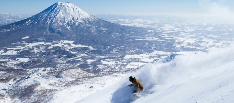 NISEKO VILLAGE ANNOUNCES TRANSFORMATIVE LUXURY GONDOLA FEATURING GLASS FLOORS AND