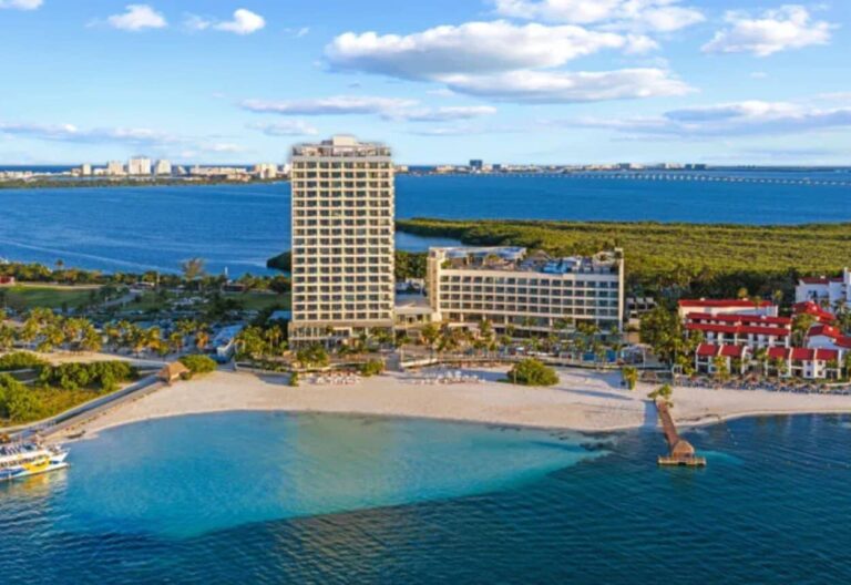 Hilton Expands Mexico Luxury Travel Portfolio with New Curio Collection