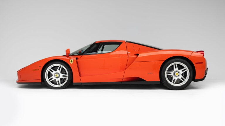 New Record: 1-of-1 Rosso Dino Ferrari Enzo Closes on duPont REGISTRY L
– duPont REGISTRY News New Record: 1 of 1 Rosso Dino Ferrari Enzo Closes on duPont