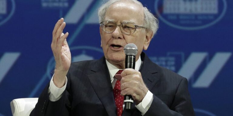 Billionaire Warren Buffett once called Berkshire Hathaway the ‘dumbest’ stock he ever bought Billionaire Warren Buffett once called Berkshire Hathaway the ‘dumbest’ stock
