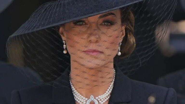 Who owns Queen's jewellery now as Kate Middleton seen wearing